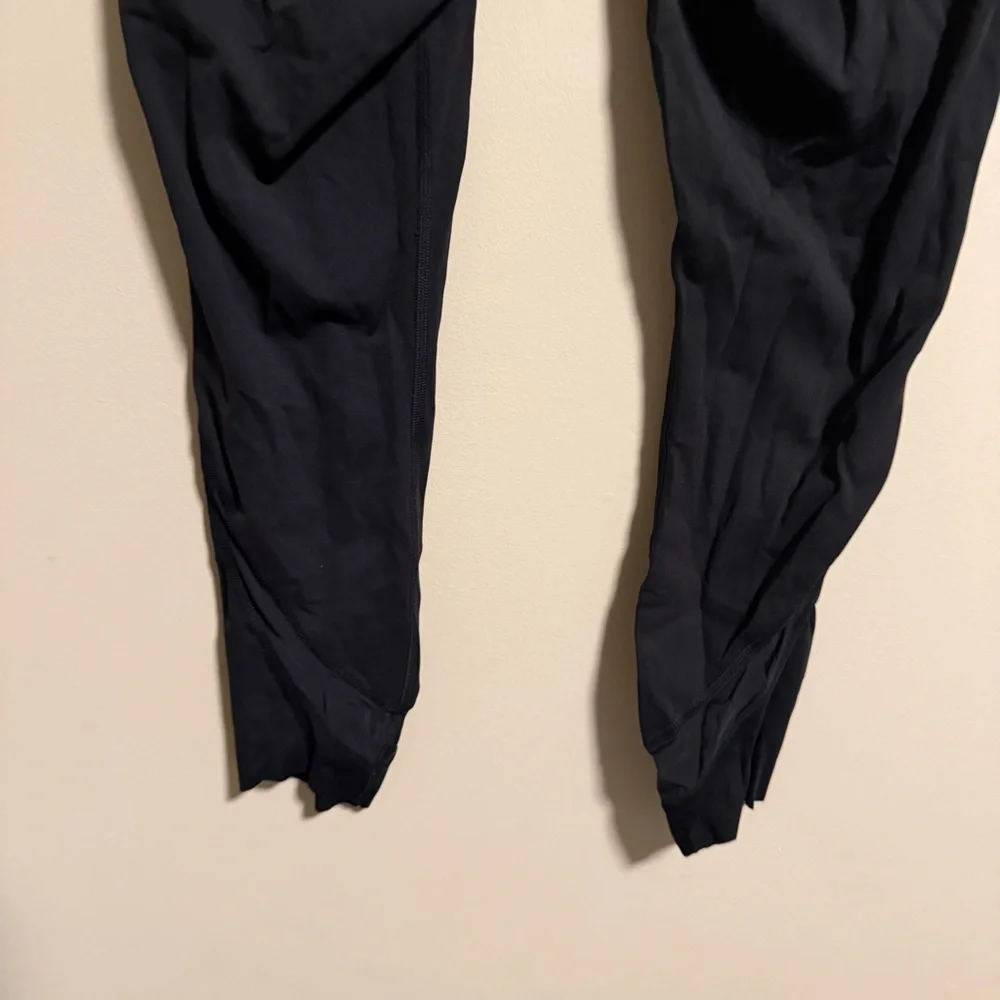 Lululemon Wunder Under Crop High-Rise *Roll Down Scallop Full-On Luxtreme 23